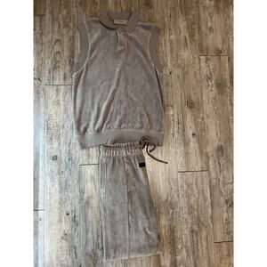 Women’s Fear Of God Essentials Logo Patch Velour Set